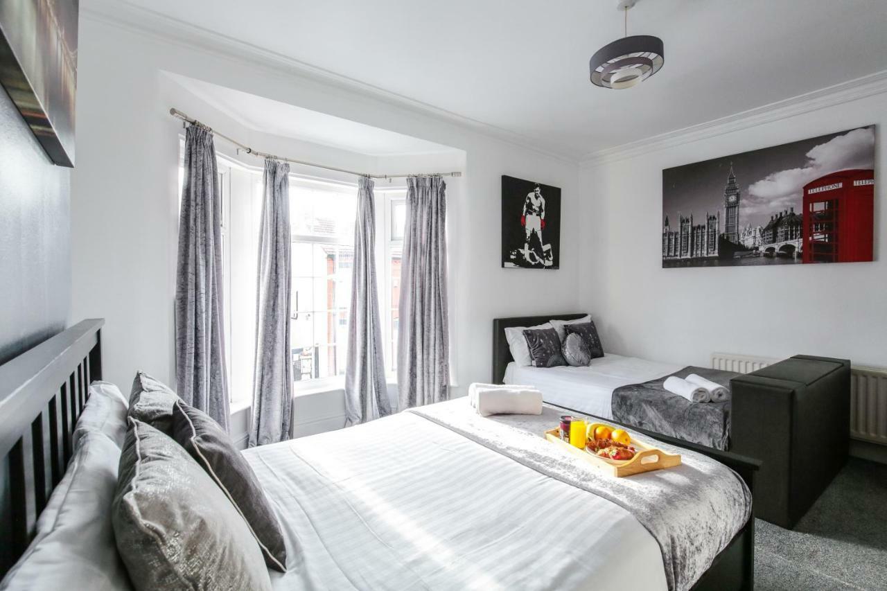 Langton House Apartment