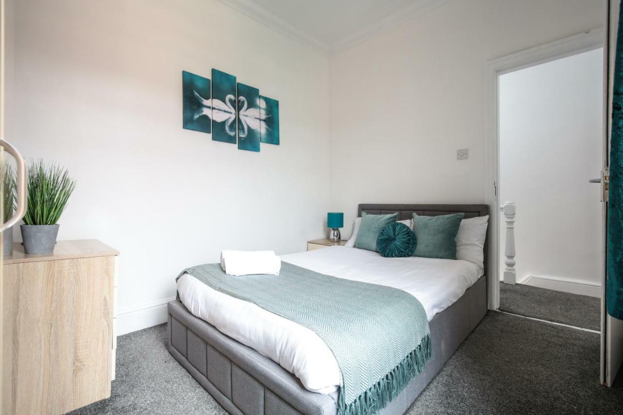 Langton House Apartment